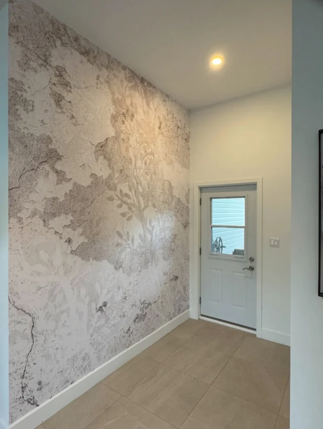 Nous avons récemment installé la magnifique murale BRUME, issue de la collection exclusive d’Emilie Cerretti.

Un seul papier peint, mais un mélange subtil de textures et de design : une composition artistique qui transforme instantanément l’espace.

Envie d’un décor à la fois feutré, élégant et contemporain ?

➡️ Découvrez les autres modèles de sa collection chaque murale a son propre univers.

📞 Contactez-nous pour une soumission ou des conseils personnalisés.
___

We recently installed the stunning BRUME mural from Emilie Cerretti’s exclusive collection.

A single wallpaper but a perfect blend of texture and design that instantly transforms any space.

Looking for a soft, elegant, and contemporary look?

➡️ Check out the other designs from her collection each mural offers its own unique vibe.

📞 Contact us for a quote or personalized guidance.
.
.
.
#papierpeint #wallpaperdecor #murale #design #designer #emiliecerretti #print #installation #collaboration #nomaddesign #nomaddesignmural @joey4ever_ @emilie_cerretti_design @emilie_cerretti @stephanelarente